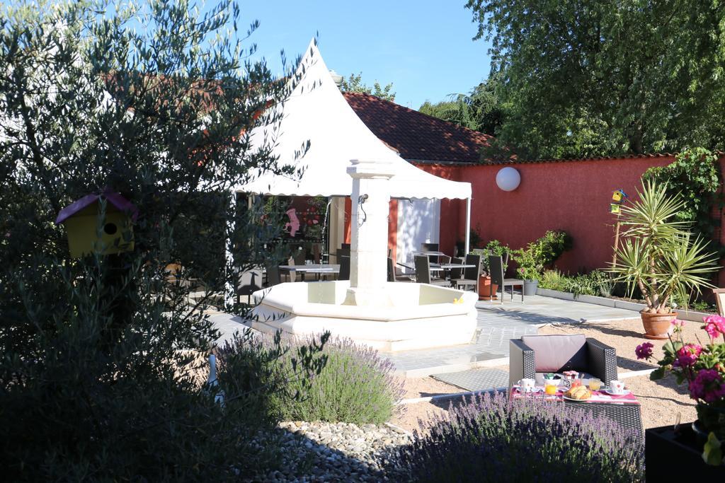 The Originals Boutique, Hôtel Le Pillebois, Bourg-en-Bresse Nord Malafretaz Exterior foto